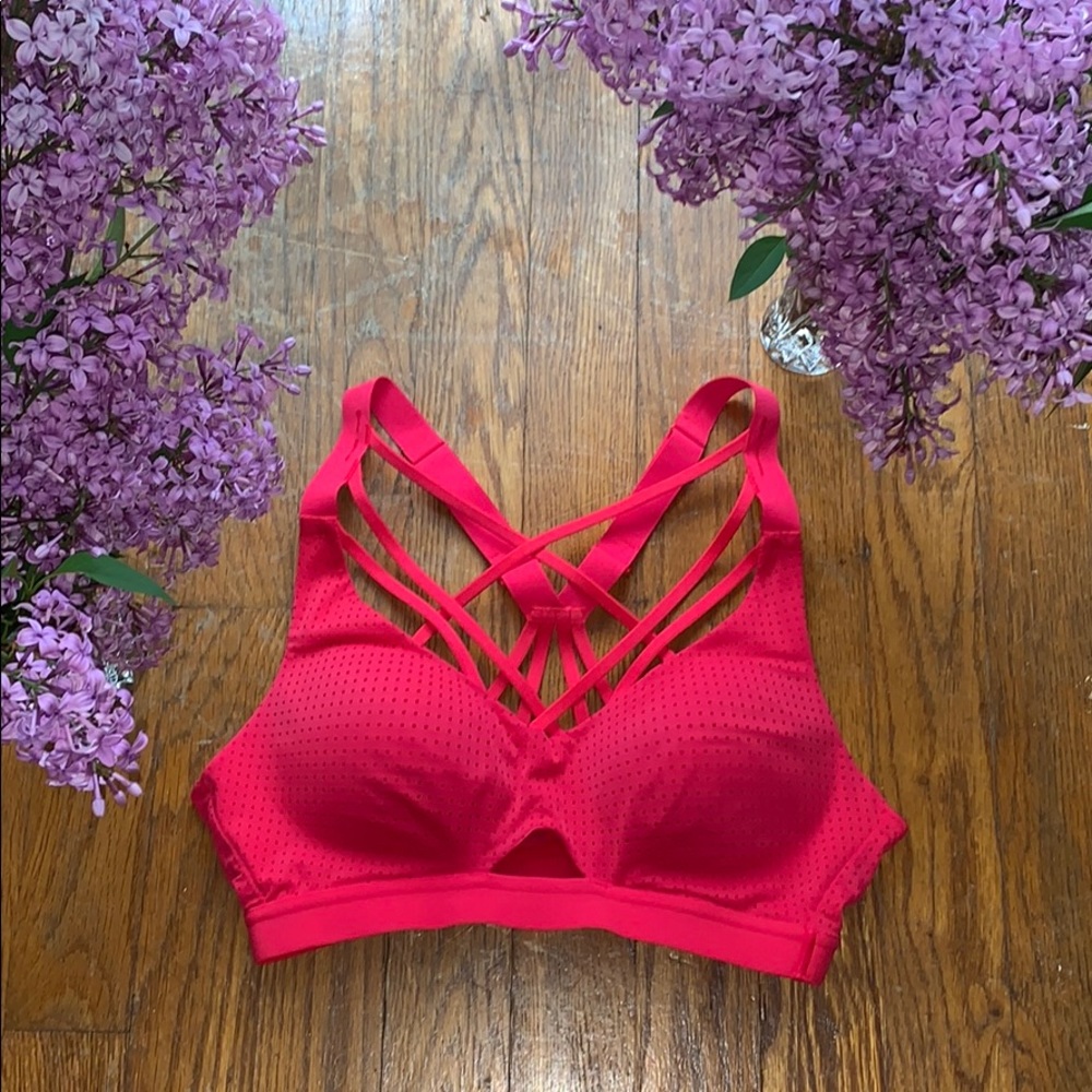 VS Sports Bra